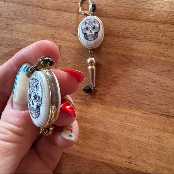 Tarina Tarantino sugar skull drop earrings - Picture 4 of 5